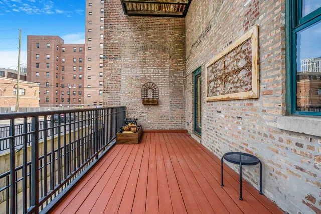 $3,200 | 1439 South Michigan Avenue, Unit 103, Chicago, IL 60605