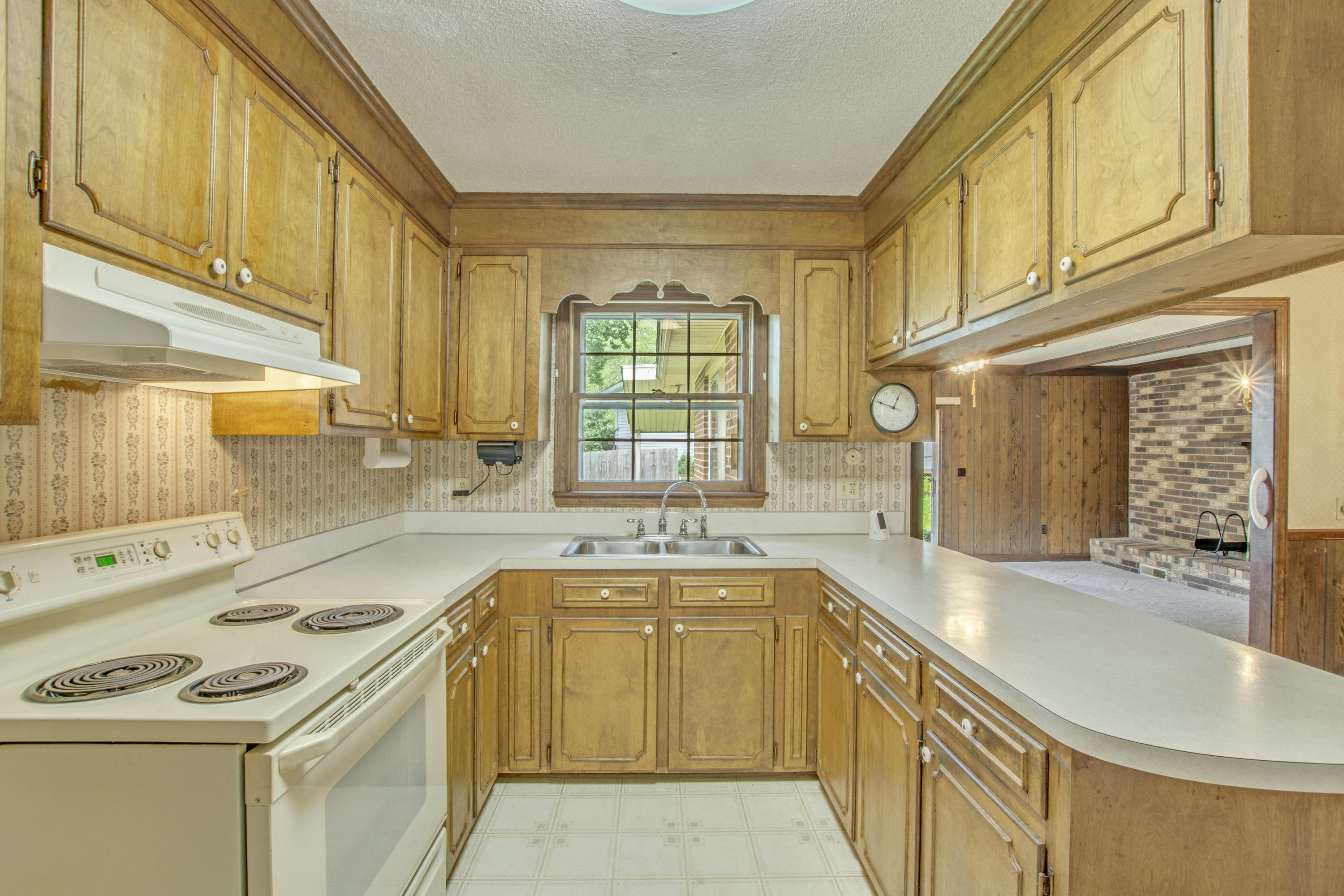 929 Valley Street Hanahan, SC 29410 - Photo 7 of 29 22