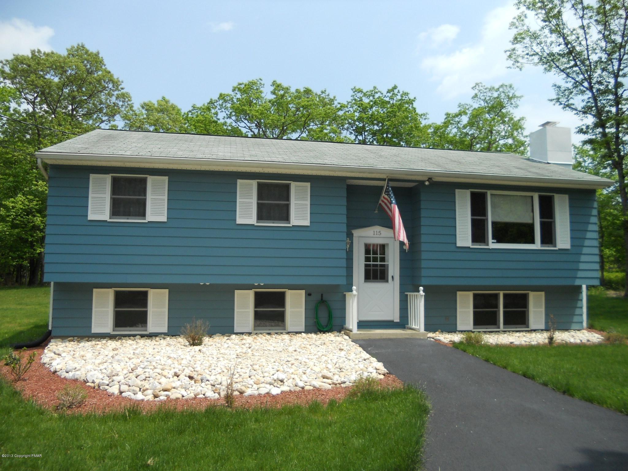 115 Kangaroo Court Bushkill, PA 18324 - Photo 1 of 16 DSCN2867