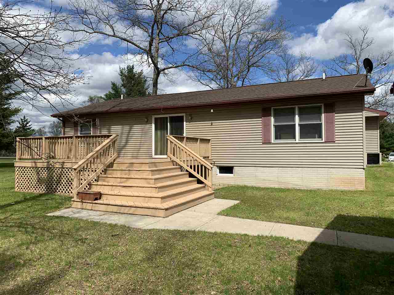 4721 East County Line Road South Branch, MI 48761 - Photo 4 of 29 1861865-3.JPG