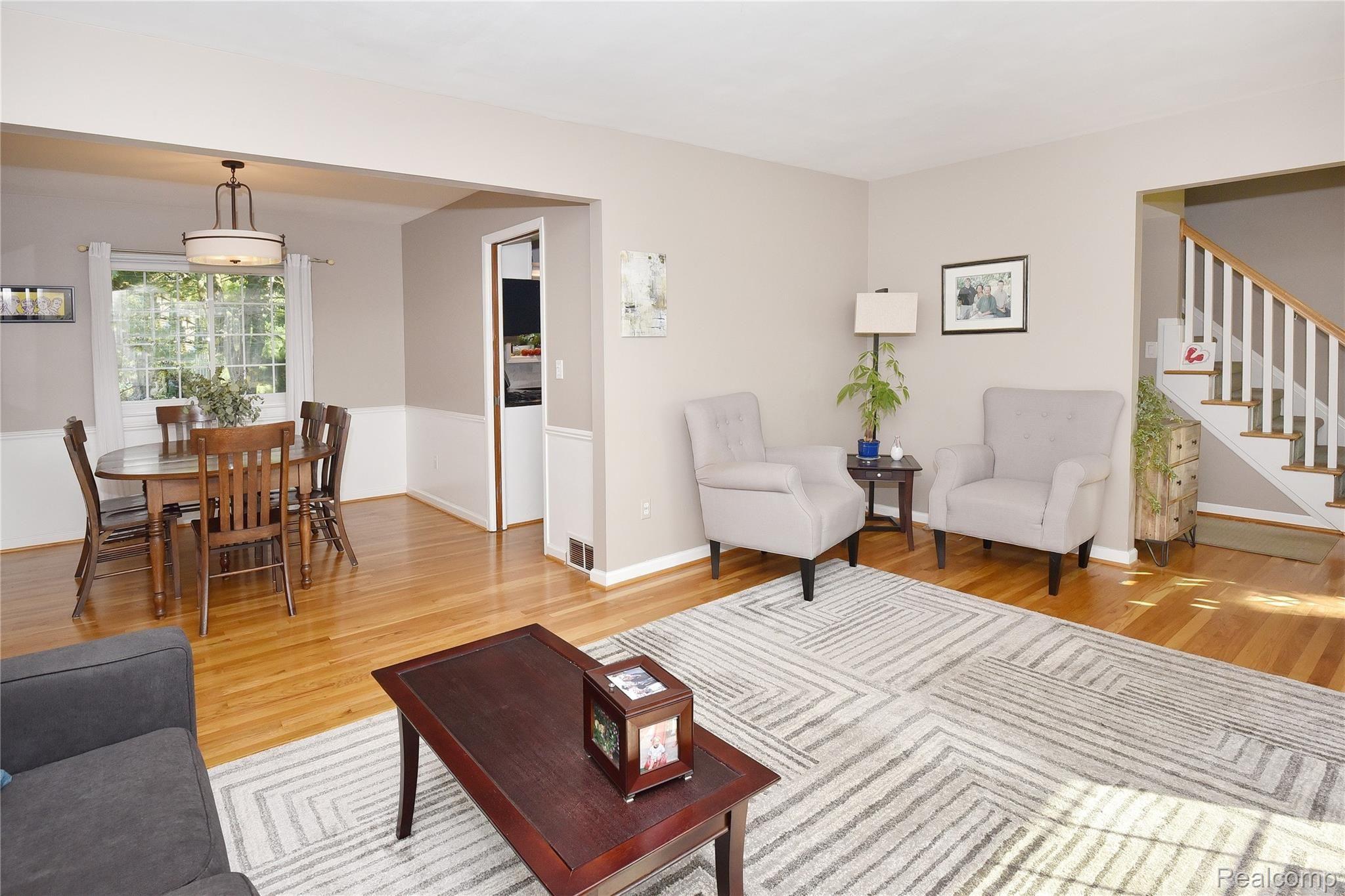 2659 Rambling Way Bloomfield Hills, MI 48302 - Photo 6 of 34 2659 RamblingWay_06.JPG