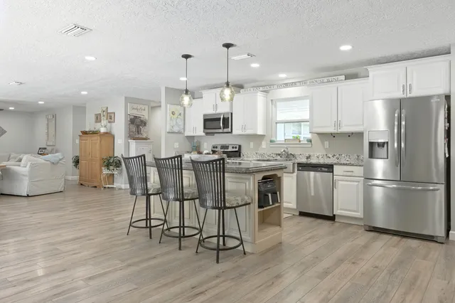 $540,000 | 1401 Hickory Street, Niceville, FL 32578