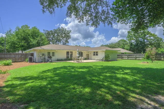 $540,000 | 1401 Hickory Street, Niceville, FL 32578