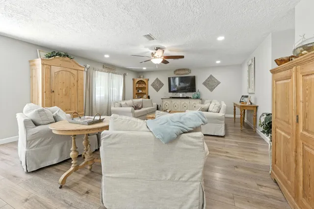 $540,000 | 1401 Hickory Street, Niceville, FL 32578