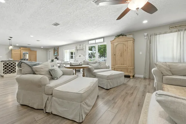 $540,000 | 1401 Hickory Street, Niceville, FL 32578