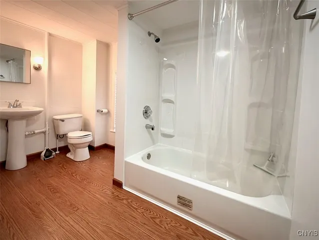 $1,300 | 88 East 5th Street, Oswego, NY 13126