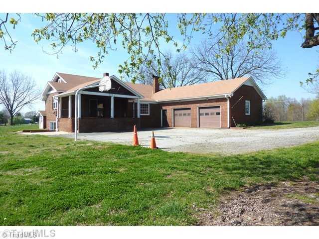1619 Enterprise Road Lexington, NC 27295 - Photo 3 of 16 Exterior Back.