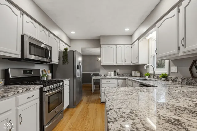 $385,000 | 730 Rocky Ford Road, Columbus, IN 47203