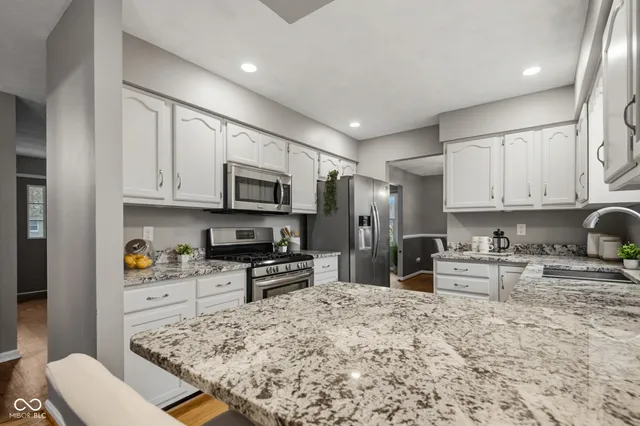 $385,000 | 730 Rocky Ford Road, Columbus, IN 47203