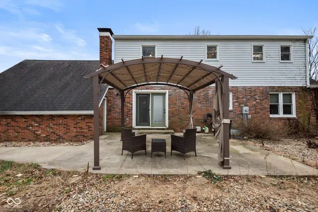 $385,000 | 730 Rocky Ford Road, Columbus, IN 47203