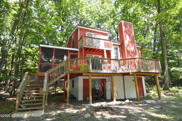 $359,900 | 128 Ashley Court, Bushkill, PA 18324