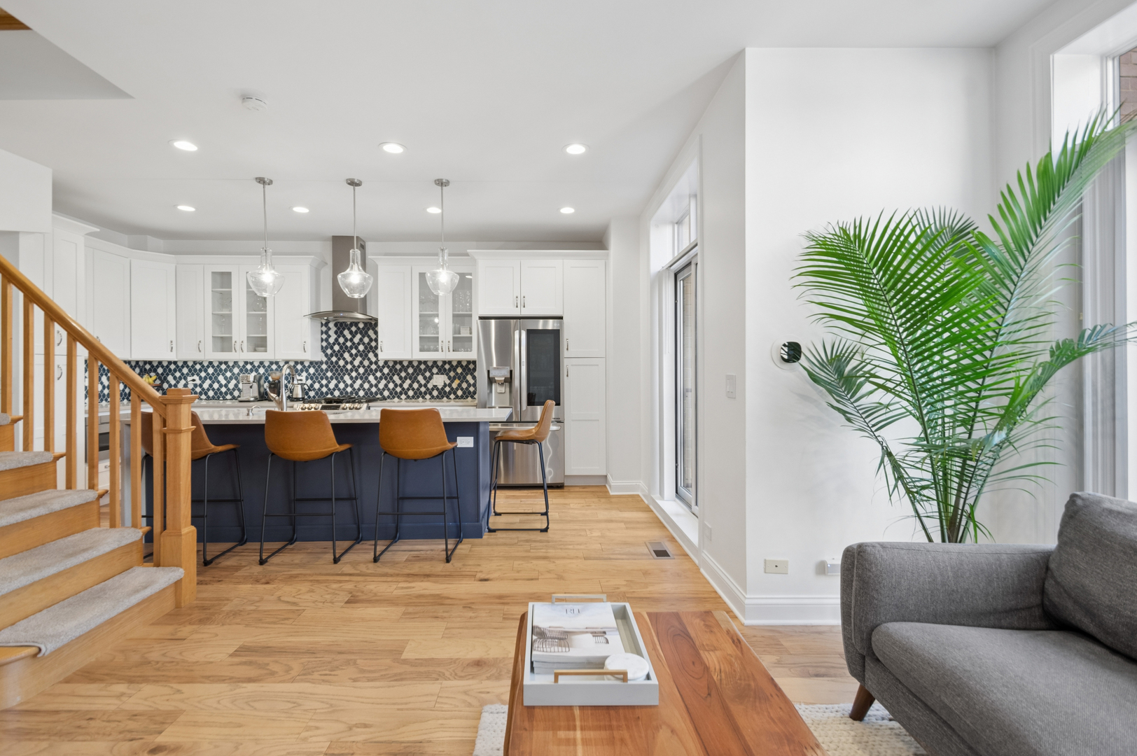 1350 West Byron Street, Unit 7 Chicago, IL 60613 - Photo 4 of 25