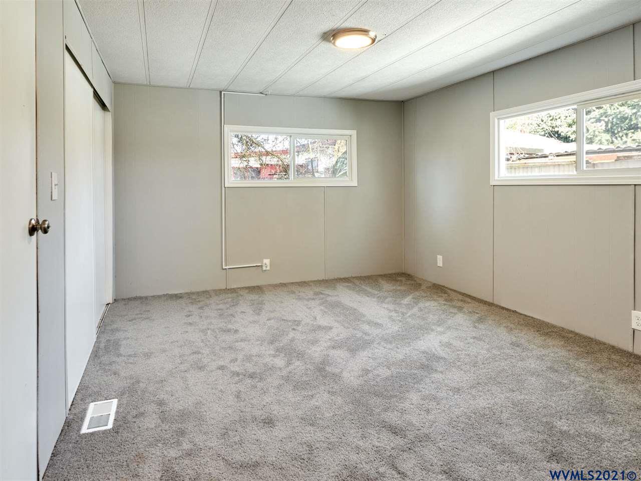 5355 River ( Road, Unit 31 Keizer, OR 97303 - Photo 12 of 26