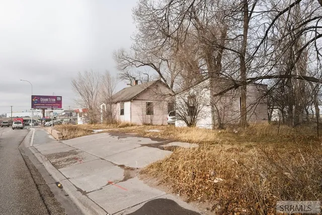 $160,000 | 450 West 17th Street, Idaho Falls, ID 83402