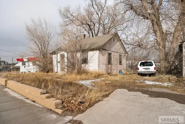 $160,000 | 450 West 17th Street, Idaho Falls, ID 83402