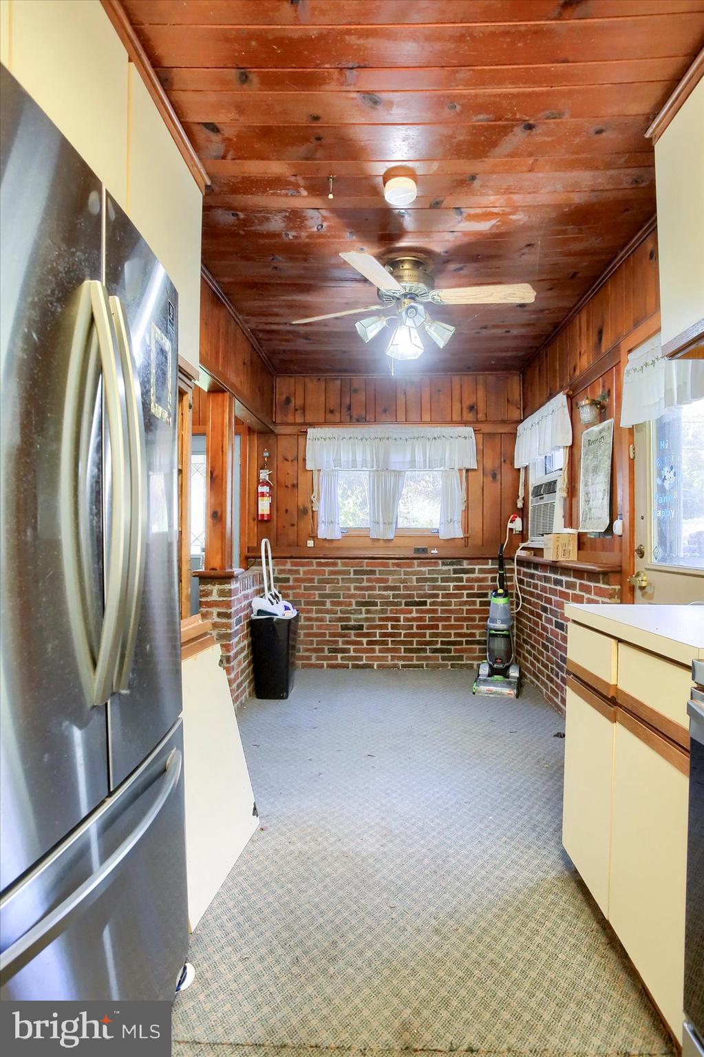 1025 Roberts Valley Road Harrisburg, PA 17110 - Photo 13 of 38 a view of a hallway with washer and dryer