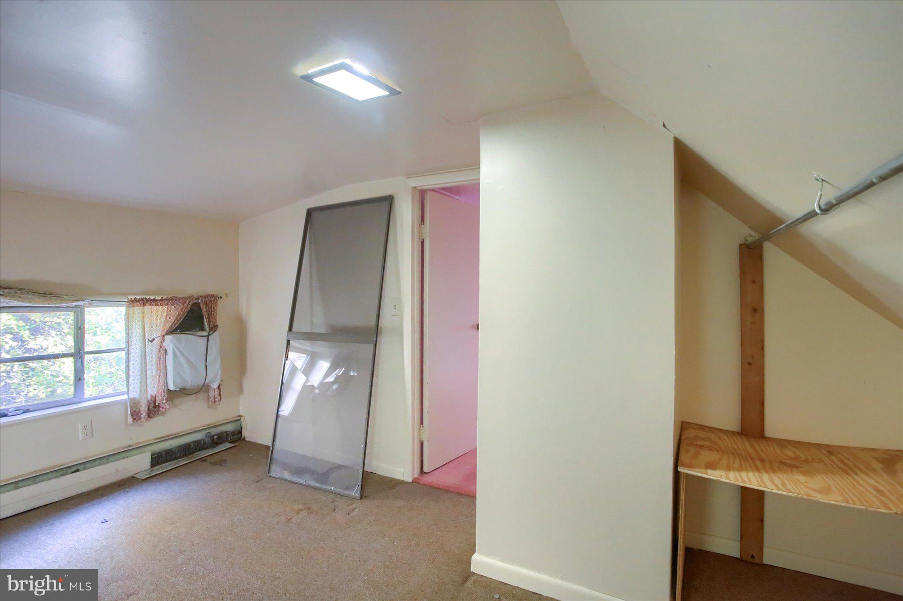 1025 Roberts Valley Road Harrisburg, PA 17110 - Photo 25 of 38 an empty room with windows