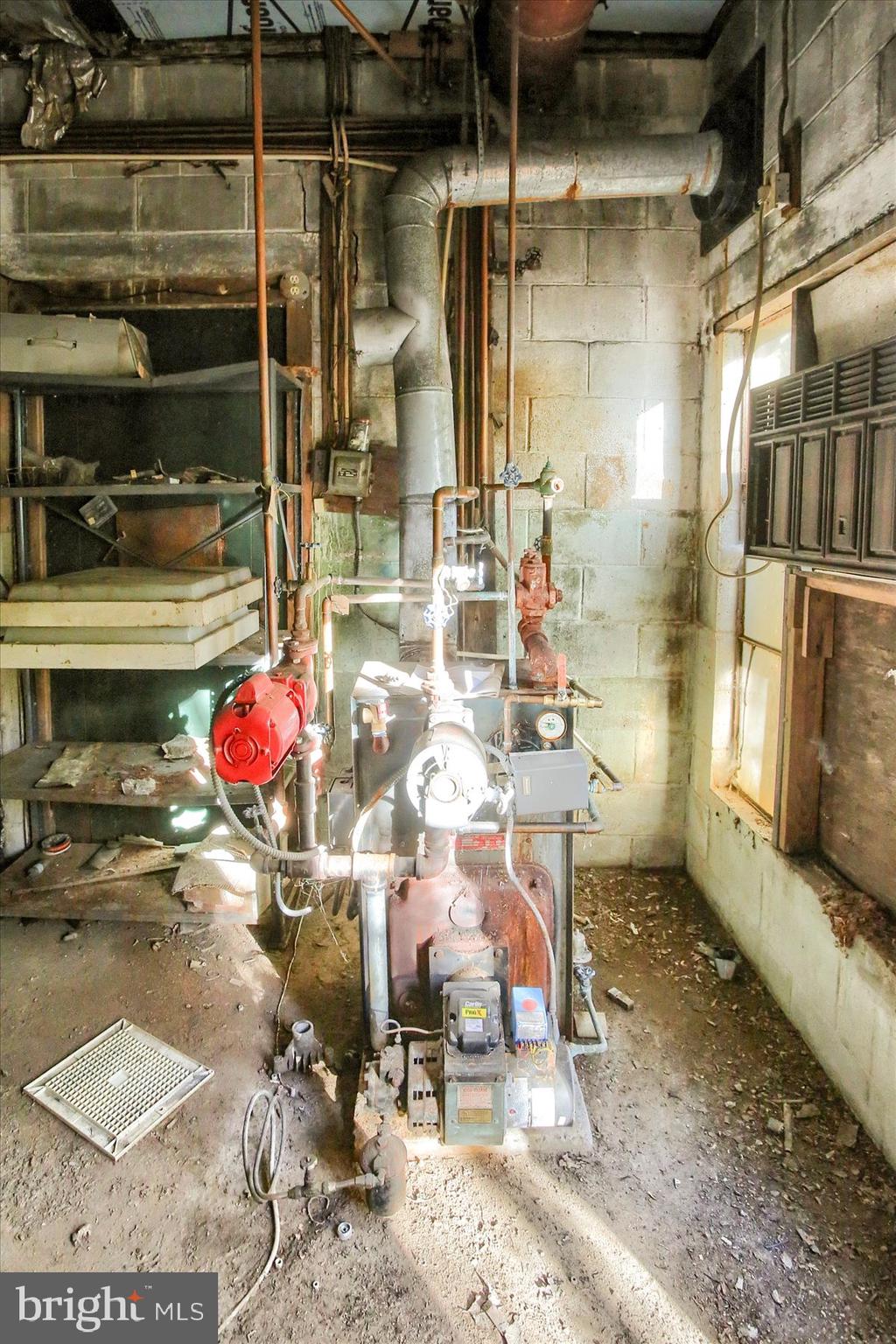 1025 Roberts Valley Road Harrisburg, PA 17110 - Photo 28 of 38 a bathroom with a shower