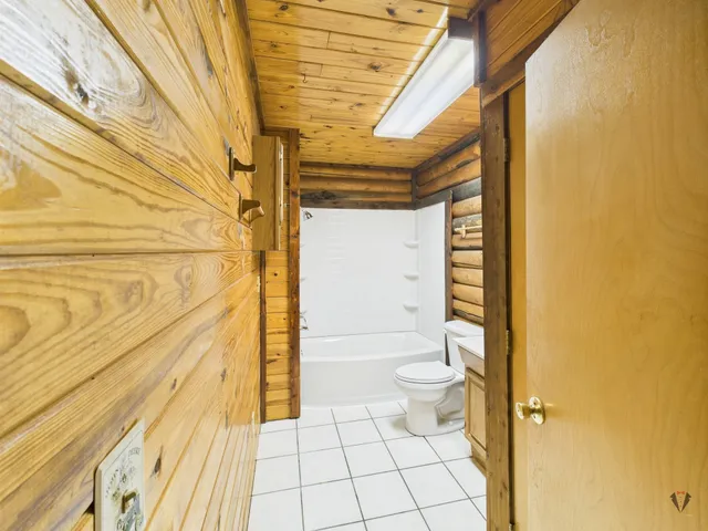 $369,000 | 32332 Highway 49, Avinger, TX 75630