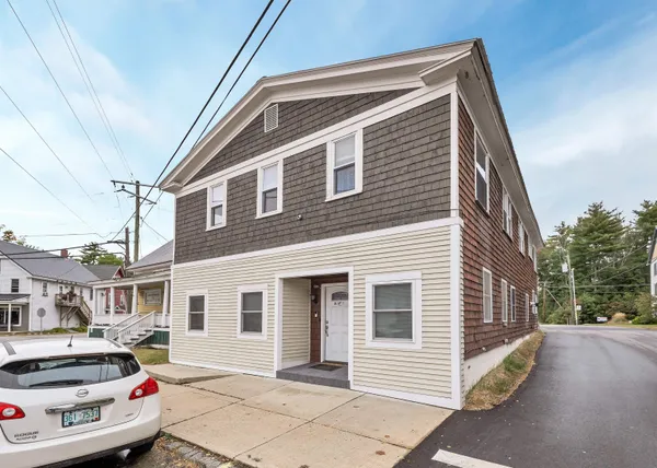 $1,900 | 86 Main Street, Unit 2, Ossipee, NH 03814