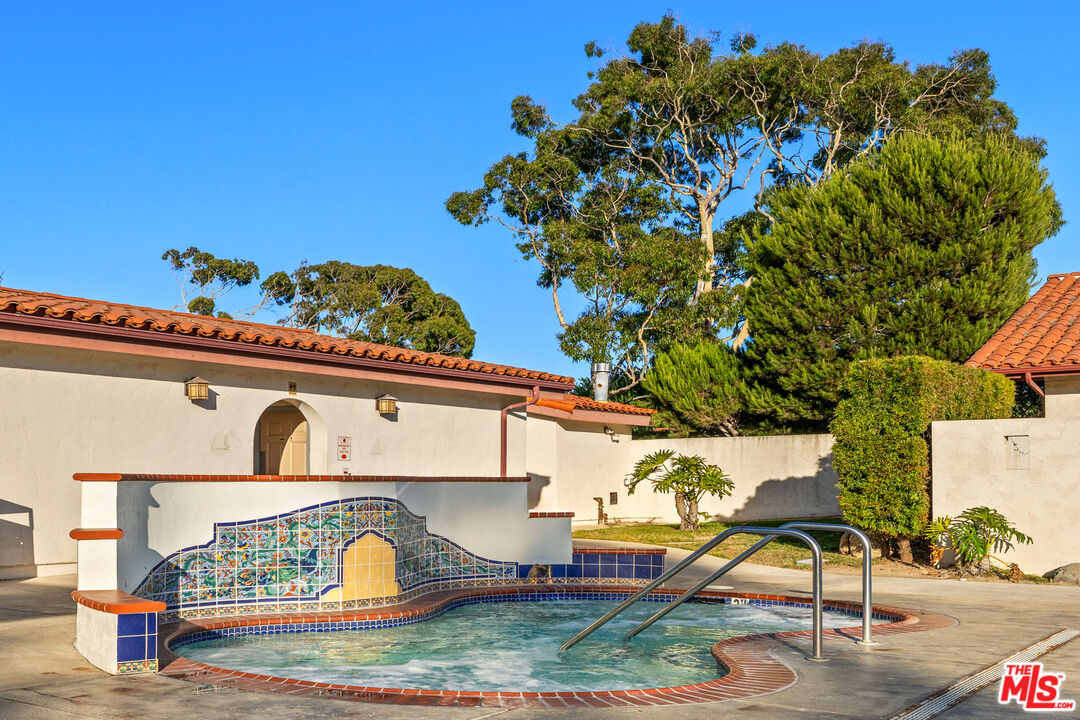 29500 Heathercliff Road, Unit 173 Malibu, CA 90265 - Photo 22 of 27