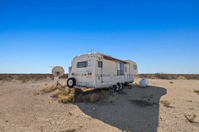 a side view of a building