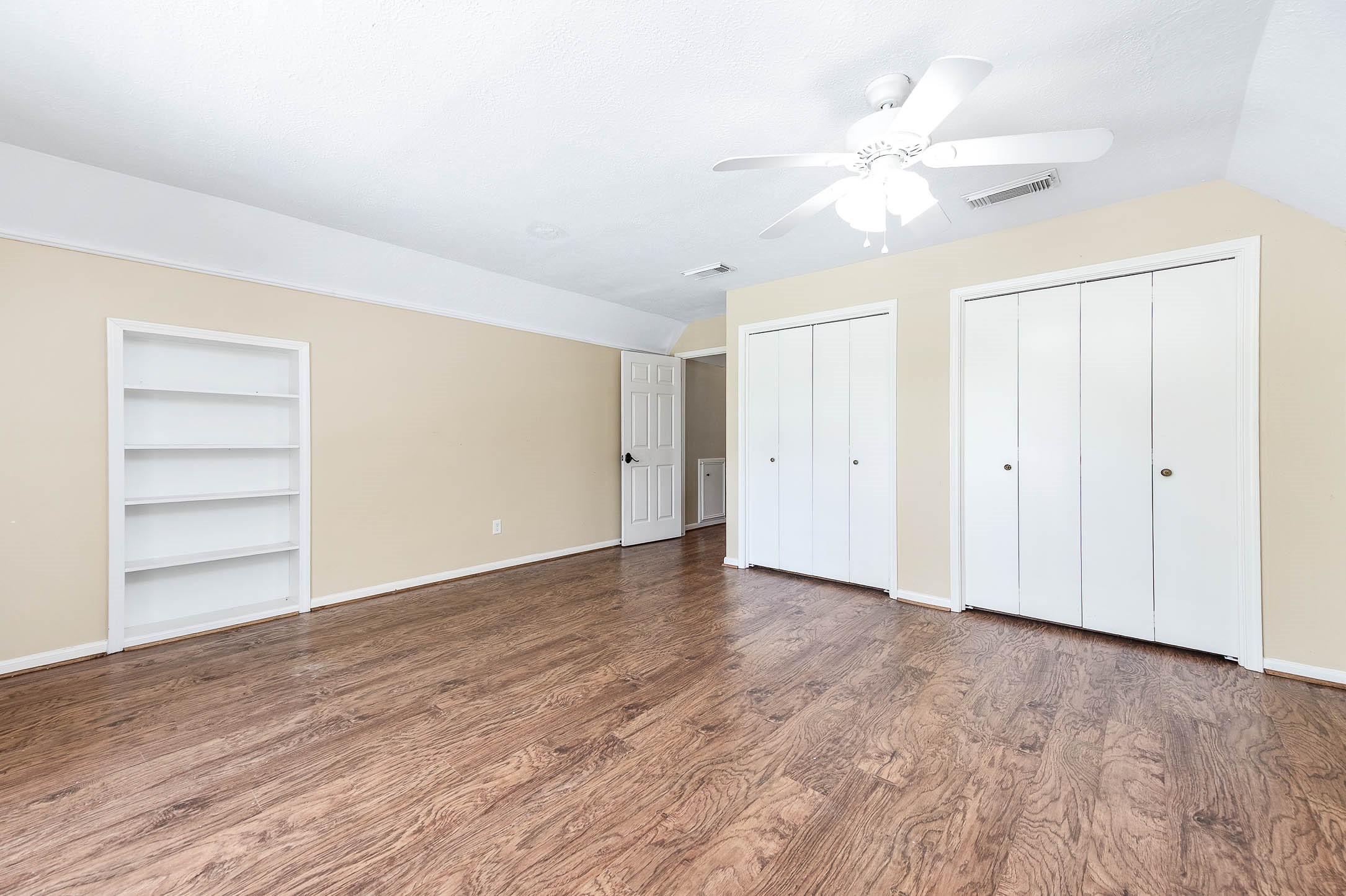 9911 Oxted Lane Spring, TX 77379 - Photo 23 of 39 a view of an empty room with a window