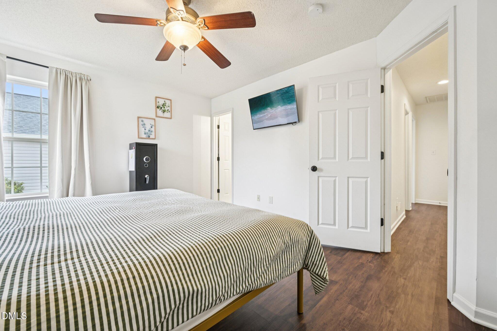 5004 Silverdene Street Raleigh, NC 27616 - Photo 26 of 34 26-web-or-mls-Silverdene St-S2802-026