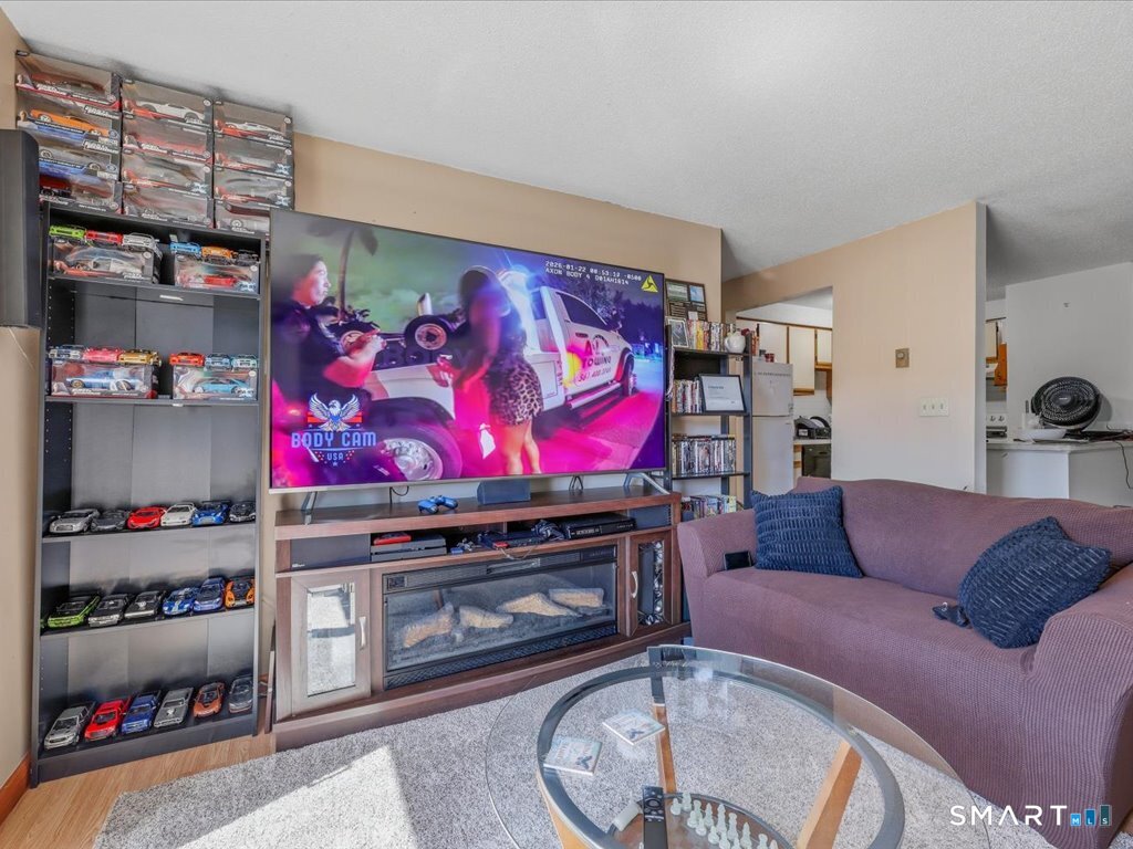 1001 Old Colony Road, Unit 715 Meriden, CT 06451 - Photo 15 of 24