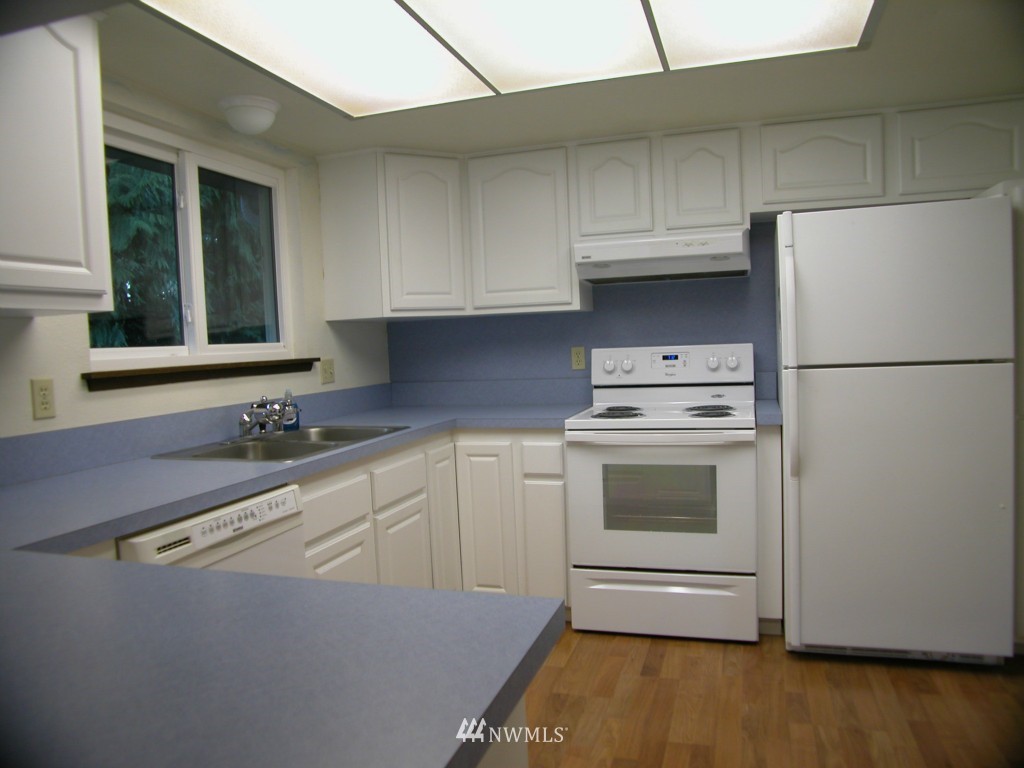 2803 Anderson Hill Road Southwest Port Orchard, WA 98367 - Photo 12 of 22 Gallery Image 12