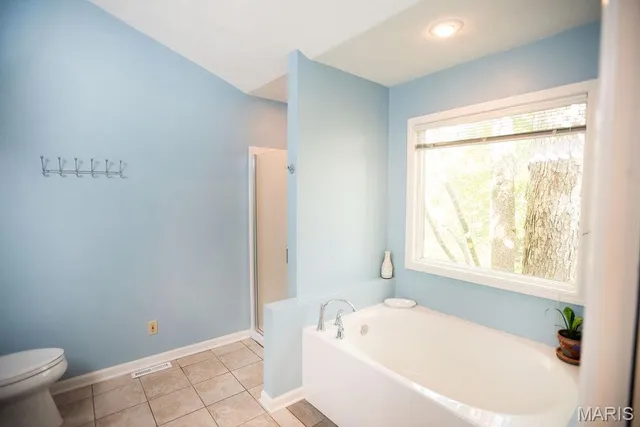 $629,000 | 6 Jenn Laur Drive, Edwardsville, IL 62025