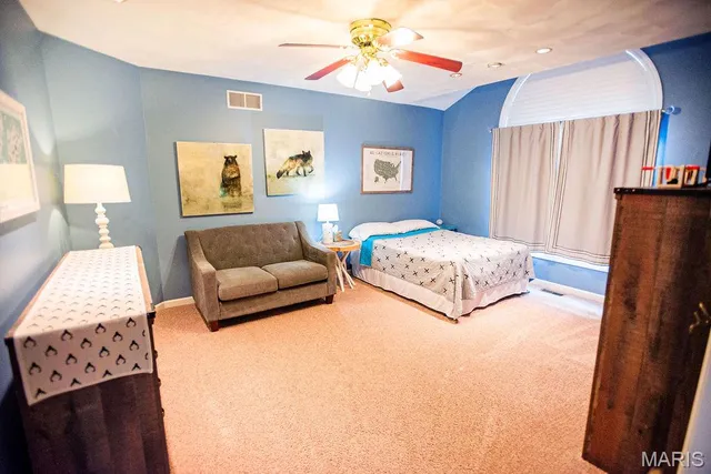 $629,000 | 6 Jenn Laur Drive, Edwardsville, IL 62025