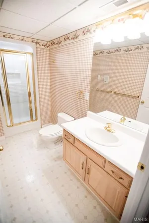 $629,000 | 6 Jenn Laur Drive, Edwardsville, IL 62025