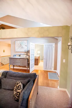 $629,000 | 6 Jenn Laur Drive, Edwardsville, IL 62025