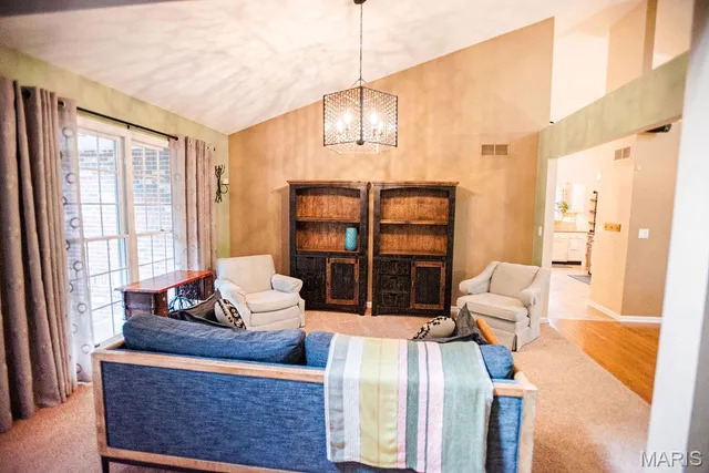 $629,000 | 6 Jenn Laur Drive, Edwardsville, IL 62025