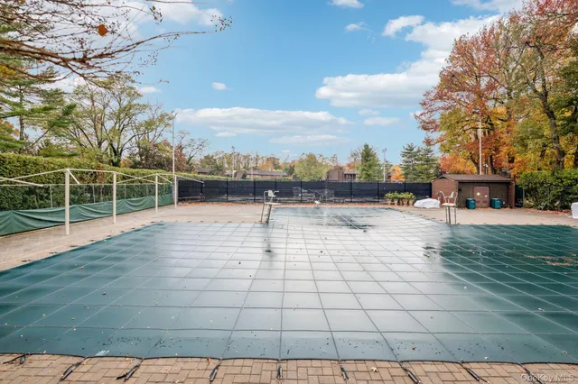 a view of a terrace with sky view