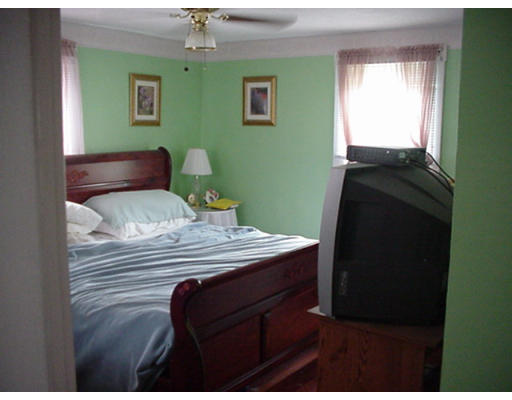 170 Country Road Agawam, MA 01001 - Photo 8 of 10 Gallery Image 8