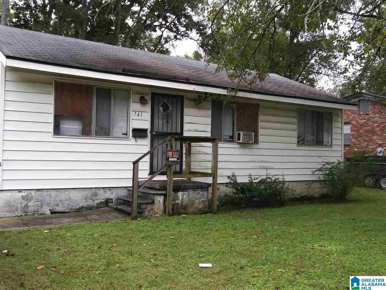 741 30th Place Southwest Birmingham, AL 35211 - Photo 2 of 2