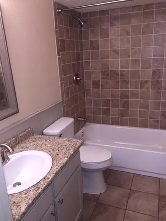 $1,900 | 10101 Camelot Drive, Frisco, TX 75035