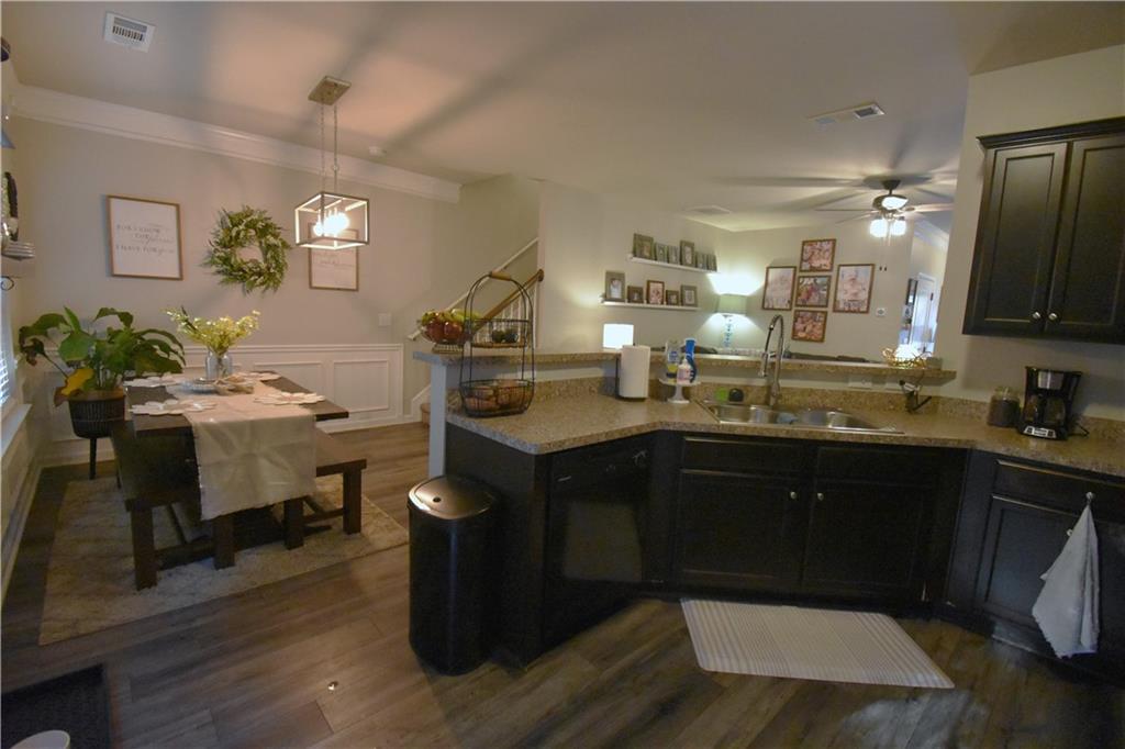 314 Valley Crossing Canton, GA 30114 - Photo 11 of 42