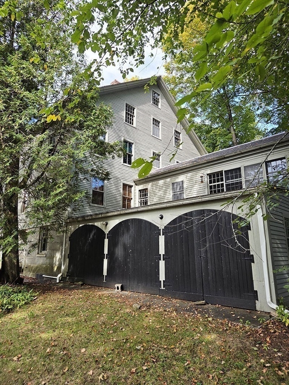 78 Shaker Road Harvard, MA 01451 - Photo 4 of 42