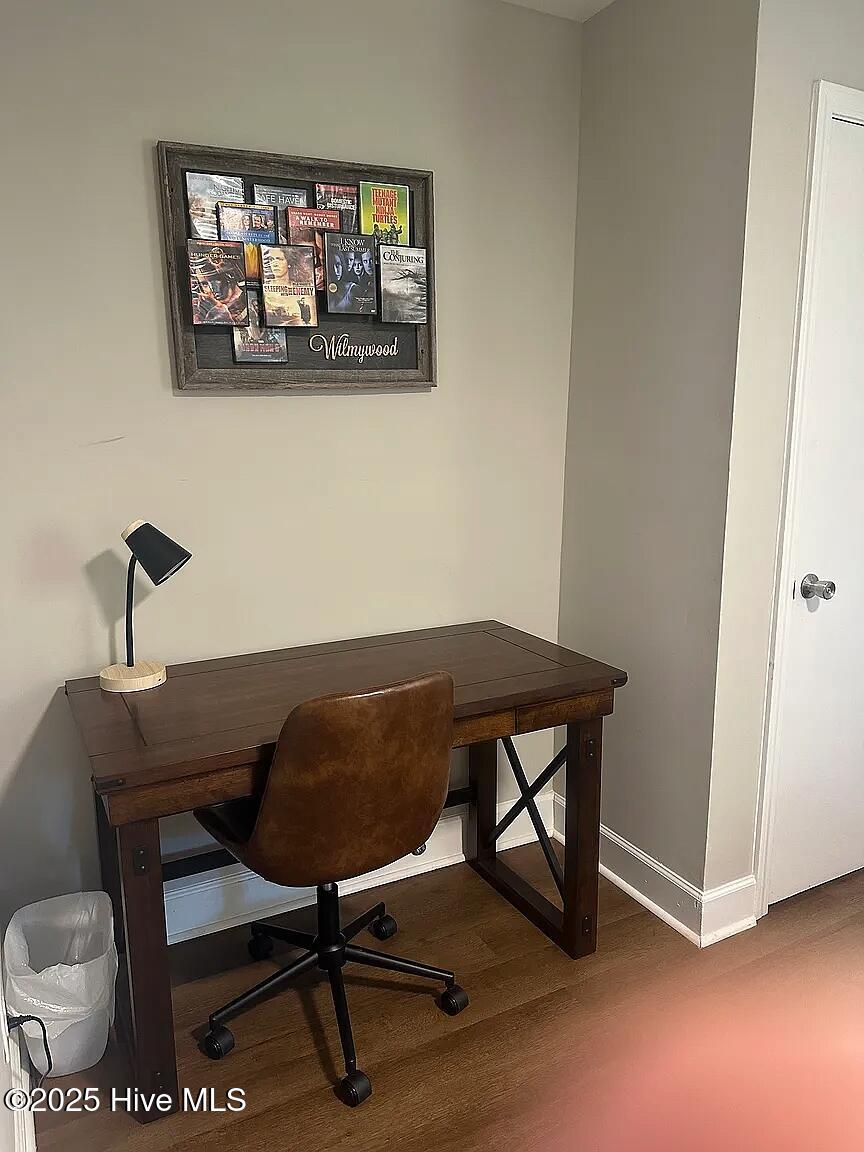 217 North 11th Street Wilmington, NC 28401 - Photo 16 of 18 Desk BR 3