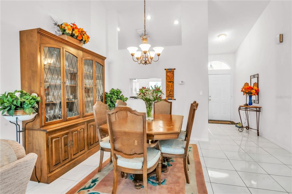 212 Mehlenbacher Road Belleair, FL 33756 - Photo 4 of 28