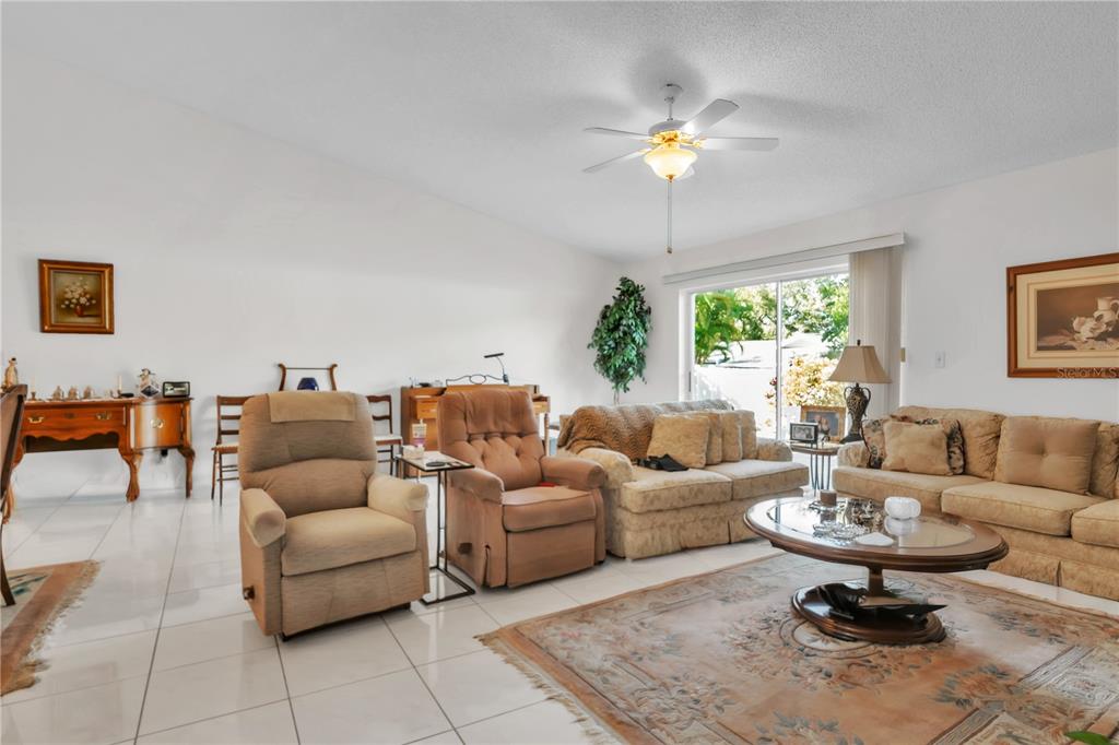 212 Mehlenbacher Road Belleair, FL 33756 - Photo 8 of 28