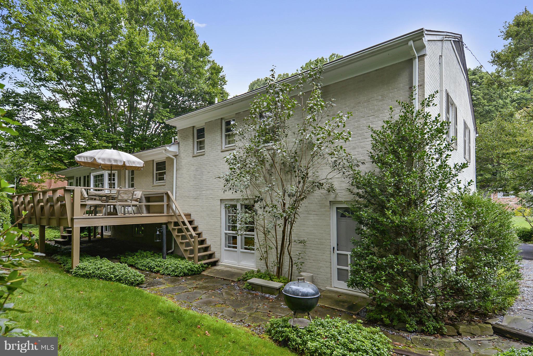 1939 Kimberly Road Silver Spring, MD 20903 - Photo 4 of 30 a front view of a house with garden
