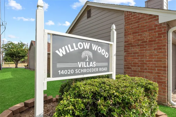$1,750 | 14020 Schroeder Road, Unit 151, Houston, TX 77070