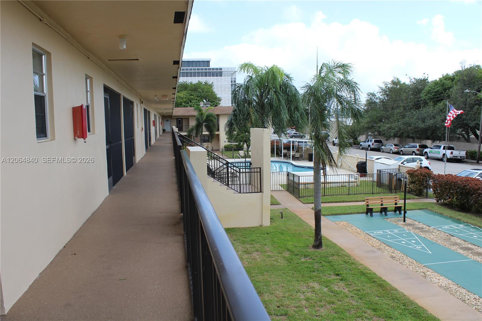 421 Northeast 1st Street, Unit 112 Hallandale Beach, FL 33009 - Photo 16 of 44 Gallery Image 16