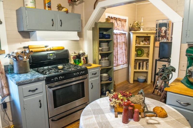 438 Emmanuel Road Southwest Willis, VA 24380 - Photo 11 of 20 Jackson pic 11 (800x534)
