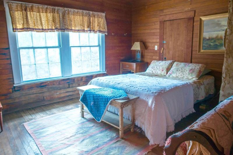 438 Emmanuel Road Southwest Willis, VA 24380 - Photo 17 of 20 Jackson pic 18 (800x534)