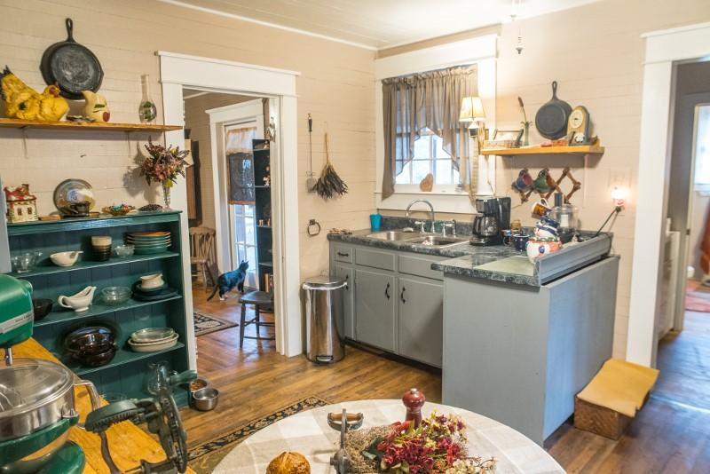 438 Emmanuel Road Southwest Willis, VA 24380 - Photo 10 of 20 Jackson pic 10 (800x534)